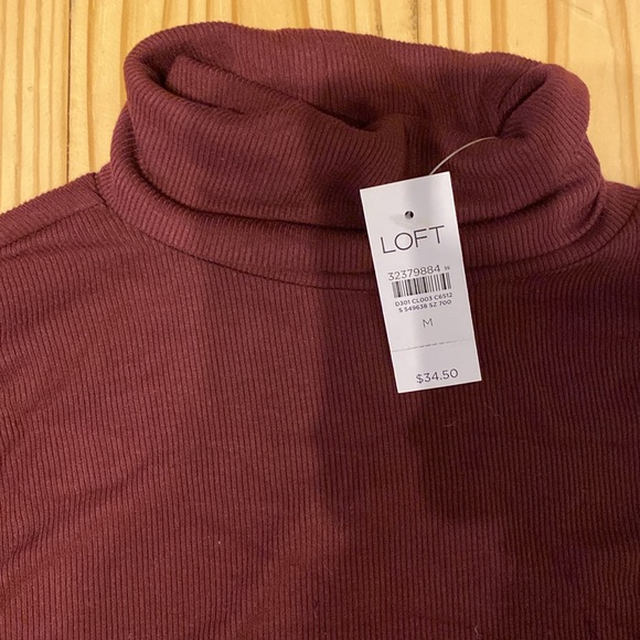 NWT Loft Burgundy Turtleneck - Picture 2 of 3
